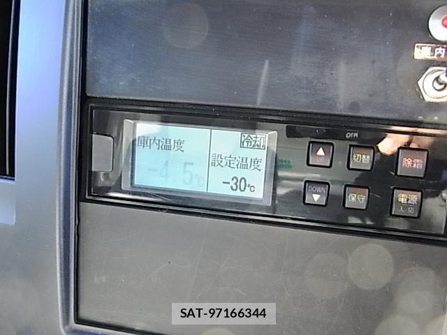 Isuzu ELF TRUCK 2015-12 1824209-22