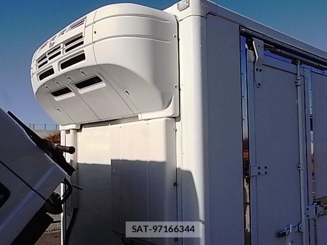 Isuzu ELF TRUCK 2015-12 1824209-24