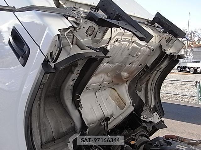 Isuzu ELF TRUCK 2015-12 1824209-26