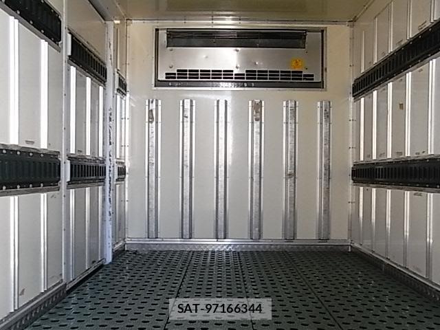 Isuzu ELF TRUCK 2015-12 1824209-6