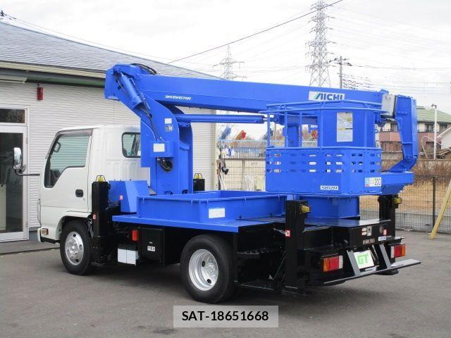 Isuzu ELF TRUCK 2015-03 1824203-2