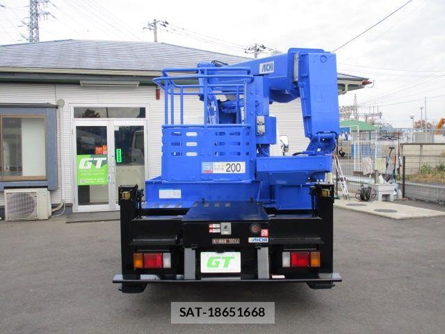Isuzu ELF TRUCK 2015-03 1824203-7