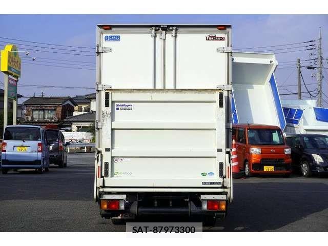 Isuzu ELF TRUCK 2016-08 1869739-3