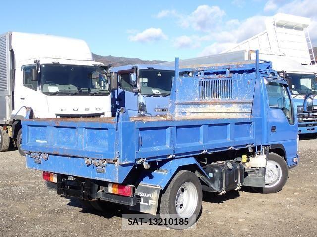 Isuzu ELF TRUCK 2019-08 1869733-2