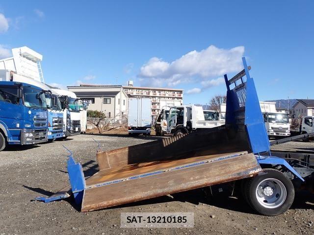 Isuzu ELF TRUCK 2019-08 1869733-8