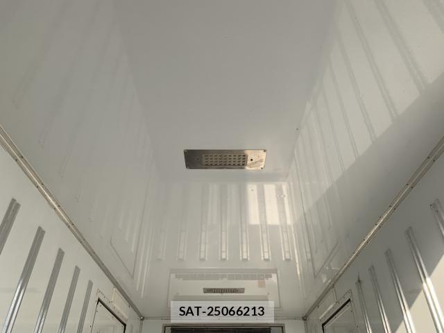Isuzu ELF TRUCK 2011-11 1903600-11