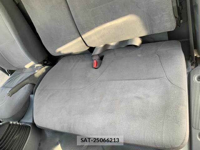 Isuzu ELF TRUCK 2011-11 1903600-14