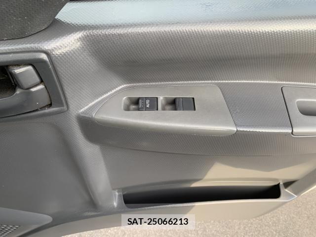 Isuzu ELF TRUCK 2011-11 1903600-24
