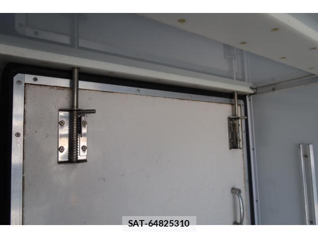 Isuzu ELF TRUCK 2016-11 1903596-21