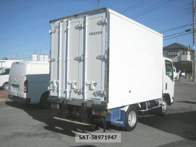 Isuzu ELF TRUCK 2018-07 1931701-2