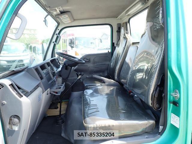 Isuzu ELF TRUCK 2016-12 2008586-17