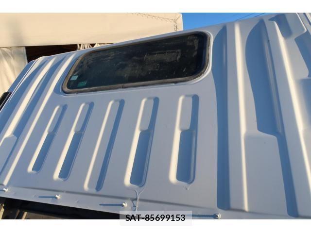 Isuzu ELF TRUCK 2012-07 2029452-15