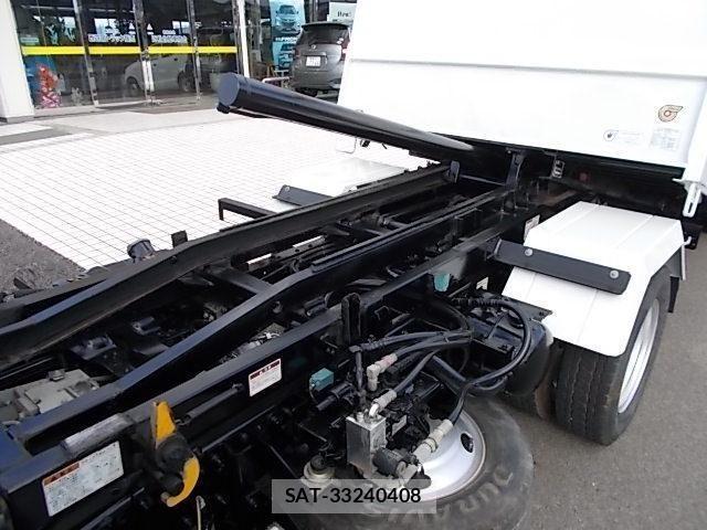 Isuzu ELF TRUCK 2018-07 2099277-13