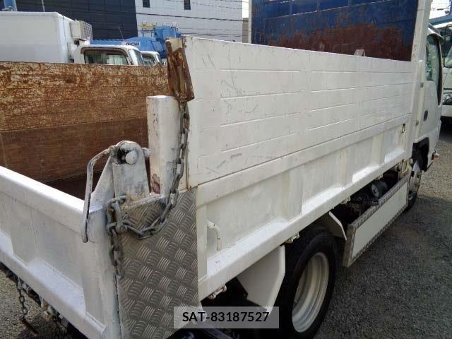 Isuzu ELF TRUCK 2017-09 2208440-24