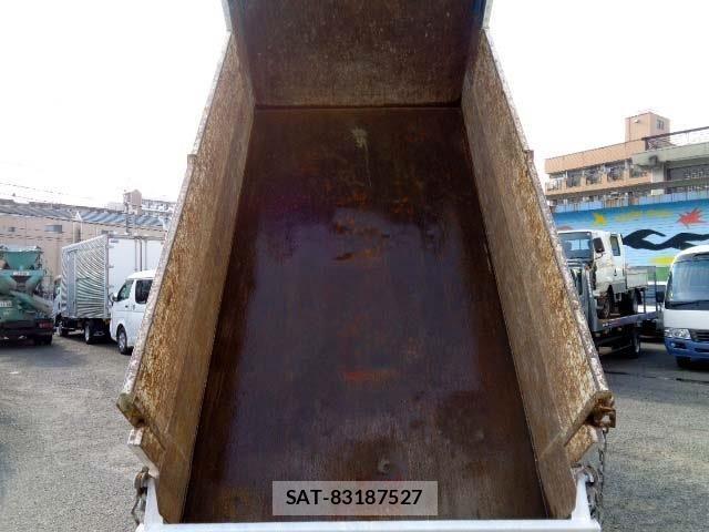Isuzu ELF TRUCK 2017-09 2208440-8