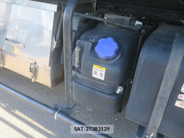 Isuzu ELF TRUCK 2021-09 2208401-11