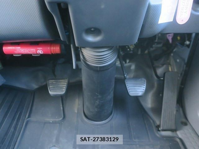 Isuzu ELF TRUCK 2021-09 2208401-21