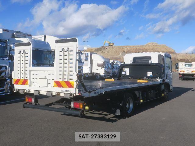 Isuzu ELF TRUCK 2021-09 2208401-2