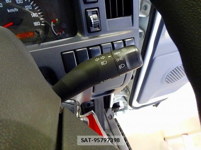 Isuzu ELF TRUCK 2019-07 2316361-20