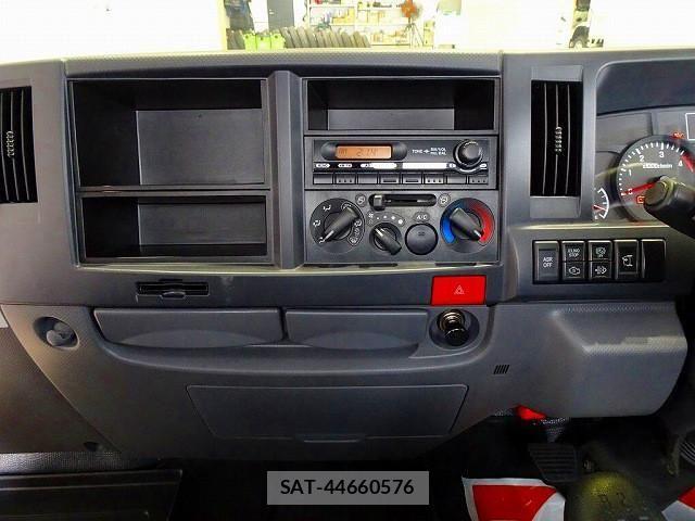 Isuzu ELF TRUCK 2014-03 2316370-9