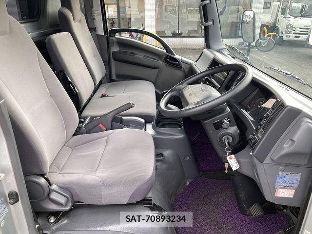Isuzu ELF TRUCK 2012-08 2347991-4