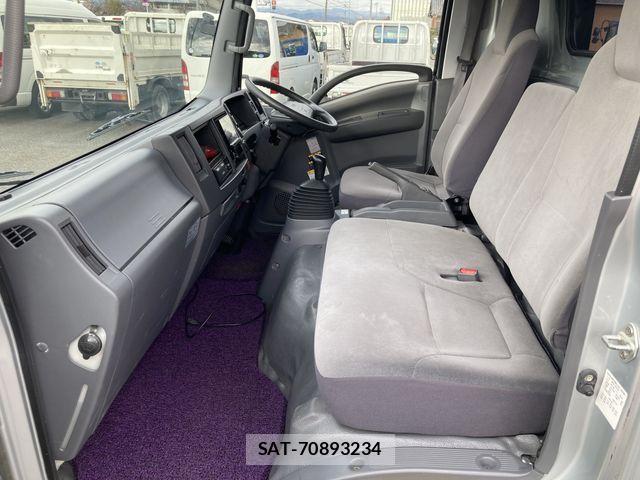 Isuzu ELF TRUCK 2012-08 2347991-5