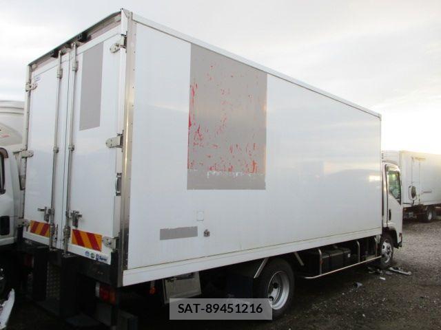 Isuzu ELF TRUCK 2017-04 2348068-4