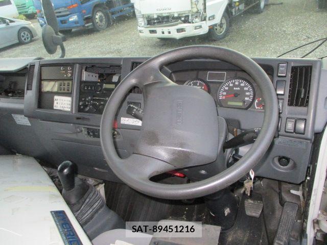 Isuzu ELF TRUCK 2017-04 2348068-8