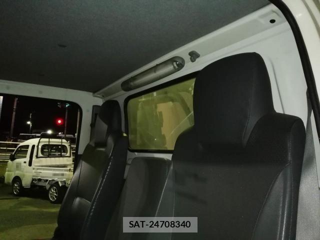 Isuzu ELF TRUCK 2015-10 2348009-25