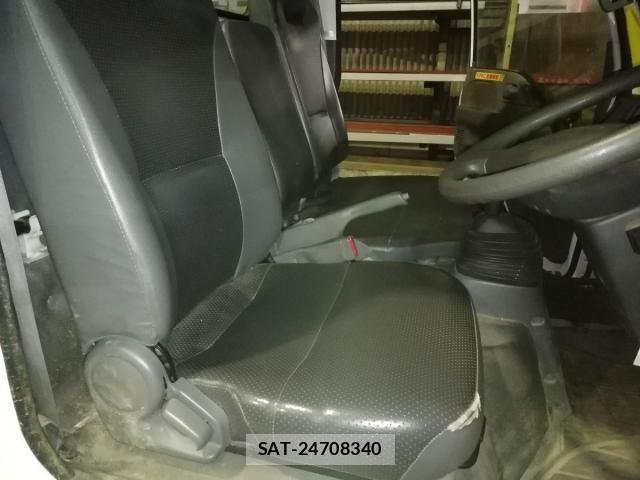 Isuzu ELF TRUCK 2015-10 2348009-27