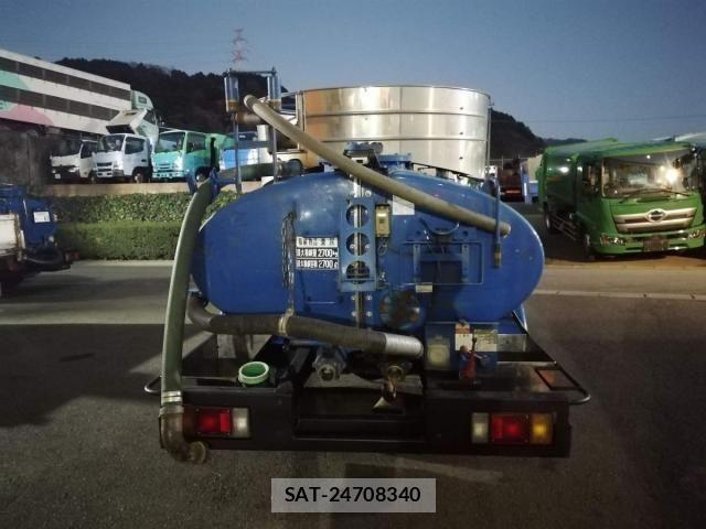 Isuzu ELF TRUCK 2015-10 2348009-5