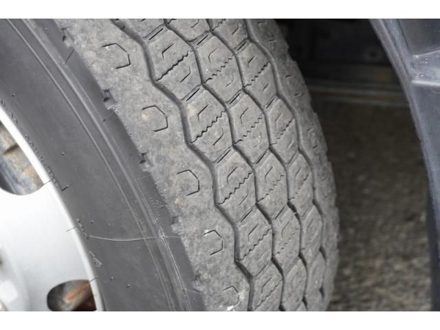 Isuzu ELF TRUCK 2013-11 2385716-9