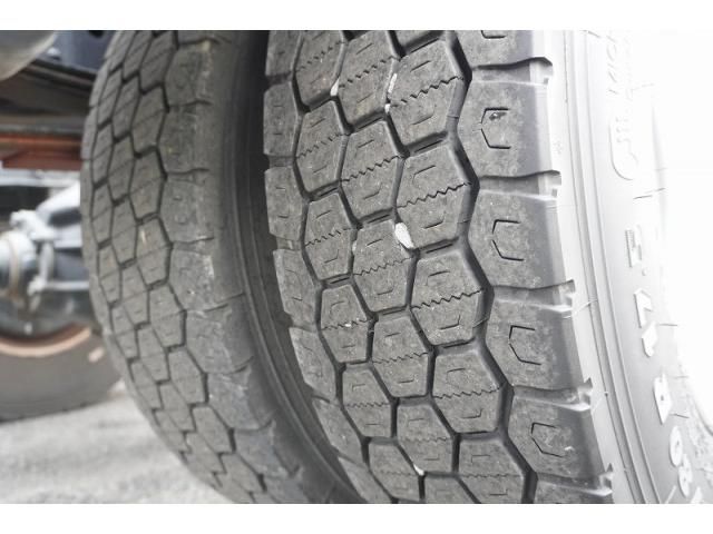 Isuzu ELF TRUCK 2013-11 2385716-10