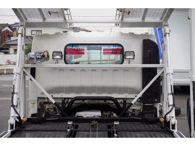 Isuzu ELF TRUCK 2013-11 2385716-20