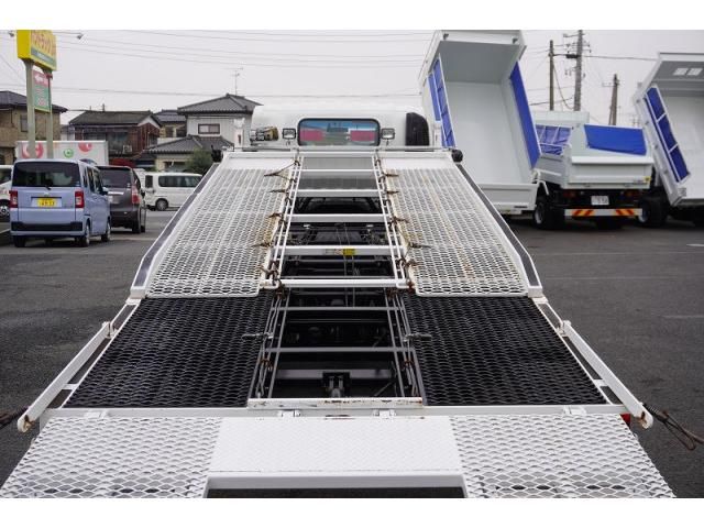Isuzu ELF TRUCK 2013-11 2385716-24