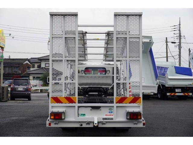 Isuzu ELF TRUCK 2013-11 2385716-3