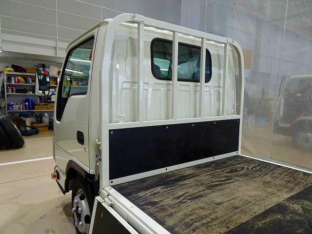 Isuzu ELF TRUCK 2018-10 2385745-21