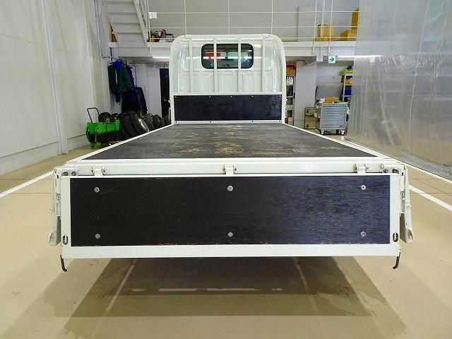 Isuzu ELF TRUCK 2018-10 2385745-26