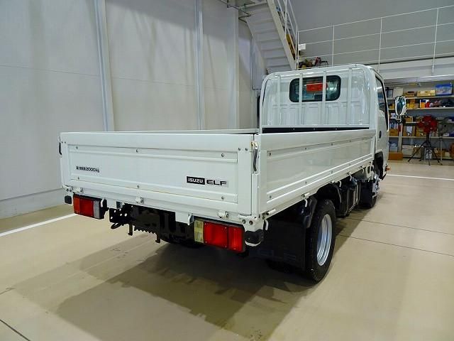 Isuzu ELF TRUCK 2018-10 2385745-2