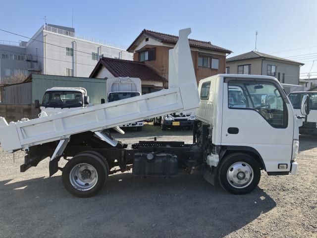 Isuzu ELF TRUCK 2016-02 2385763-12