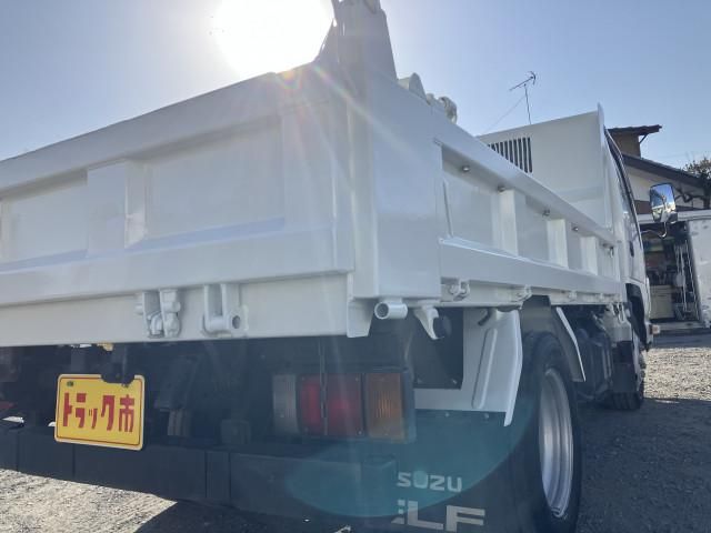Isuzu ELF TRUCK 2016-02 2385763-13