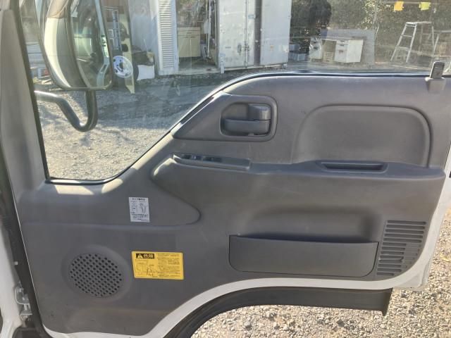 Isuzu ELF TRUCK 2016-02 2385763-26
