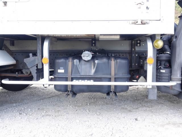 Isuzu ELF TRUCK 2016-01 2385805-19