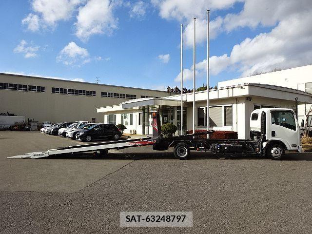 Isuzu ELF TRUCK 2022-12 2486001-17