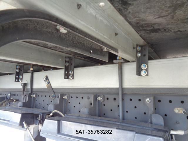 Isuzu ELF TRUCK 2020-10 2664002-15