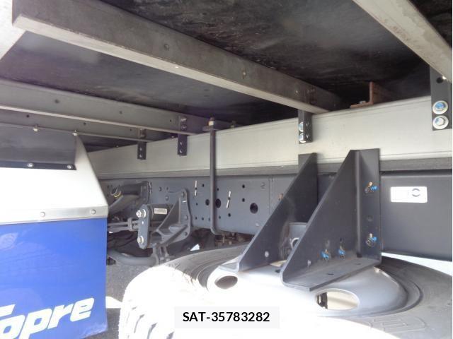 Isuzu ELF TRUCK 2020-10 2664002-18