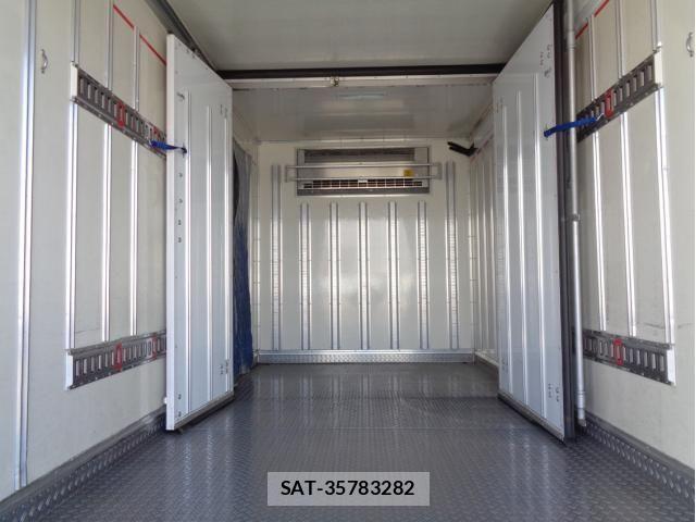 Isuzu ELF TRUCK 2020-10 2664002-6