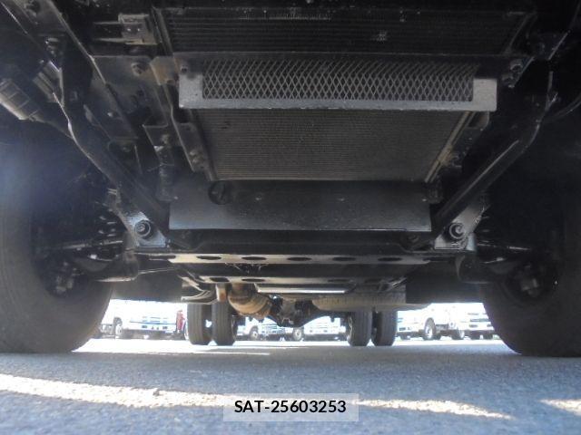 Isuzu ELF TRUCK 2009-07 2664055-24