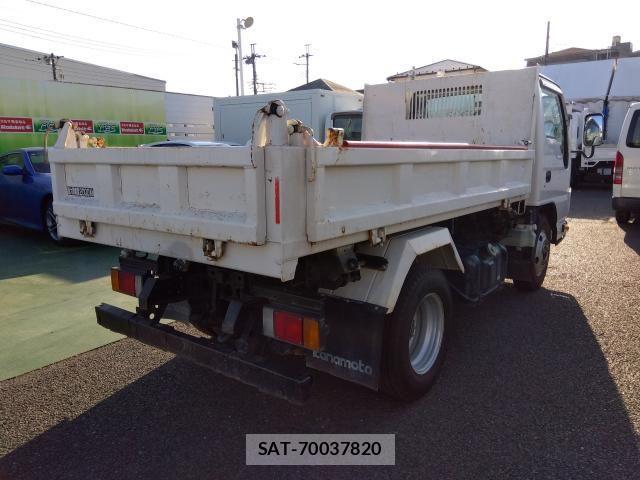 Isuzu ELF TRUCK 2016-10 2664015-1