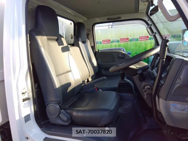 Isuzu ELF TRUCK 2016-10 2664015-7